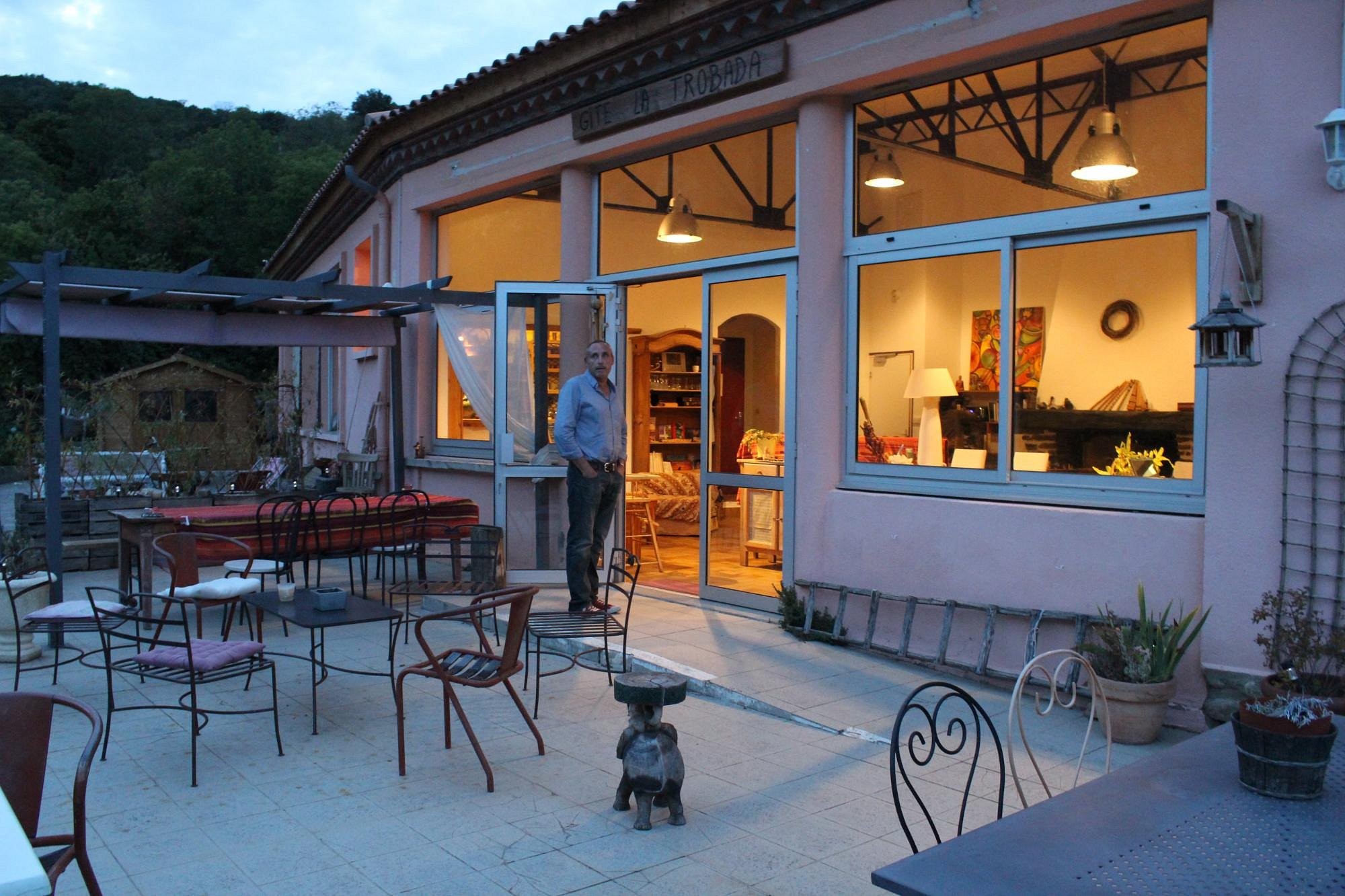 La Trobada, Gîte à Escaro