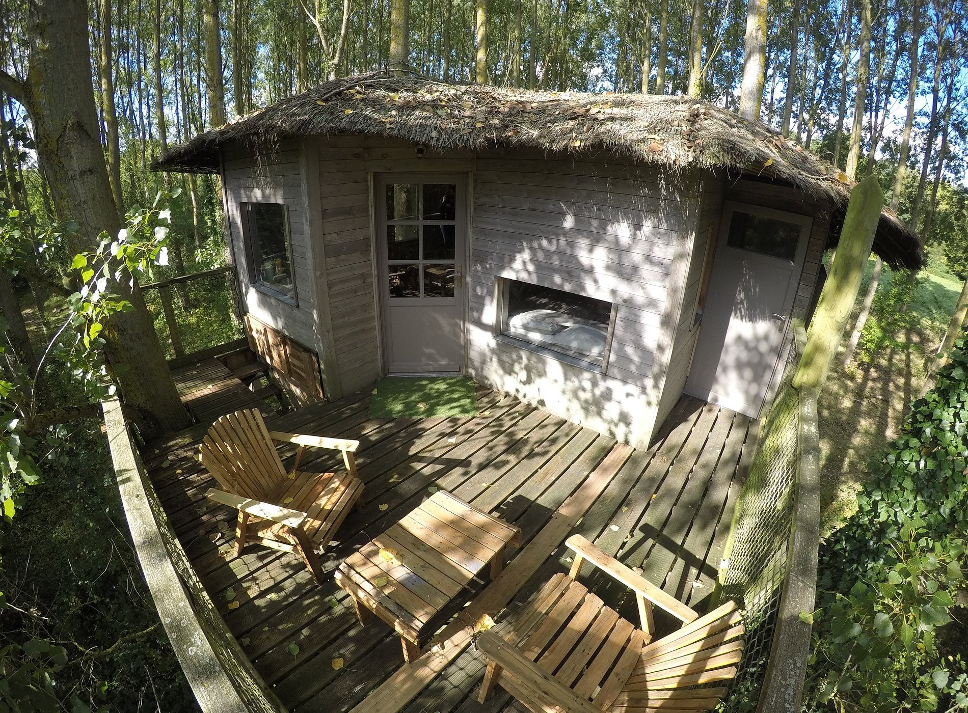 Les Nids de Chlorofil, Gîte à La Neuville