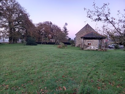 Gite Rural De La Haute Ville ès Maro, Gîte au Mené