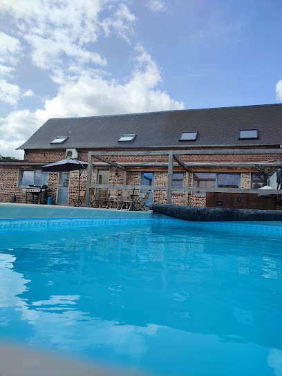 Le Domaine du Mesnil, Gîte à Montérolier