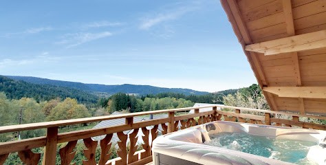 Gîte de Liézey, Panoramique et spa - La Source, Gîte à Liézey