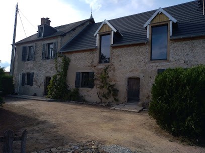 Domaine De Thiolet, Gîte à La Celle-sous-Gouzon