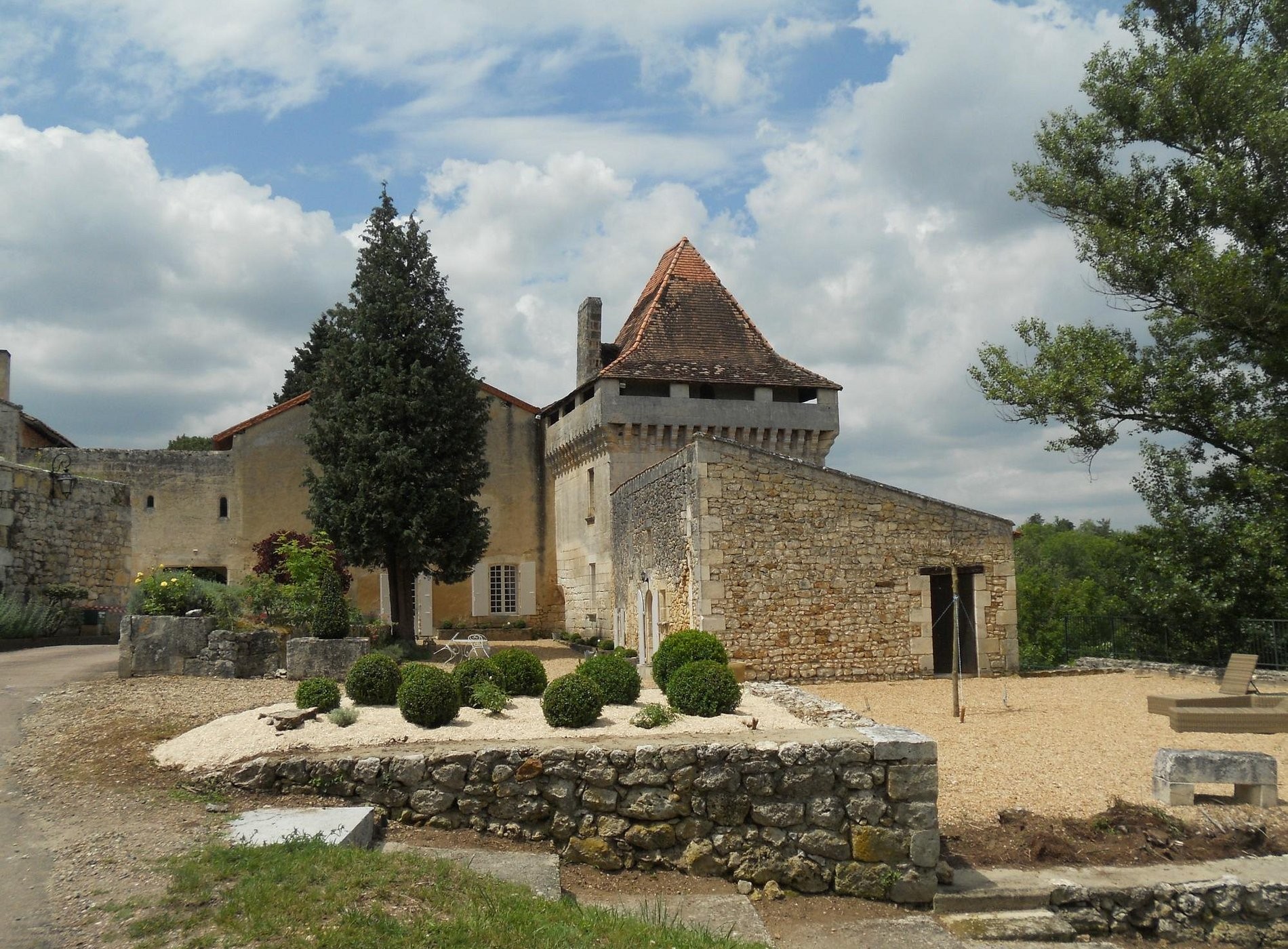 Residence Du Préau, Gîte à Mareuil en Périgord