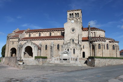 Gîte Allier La Maison du Village Caché en Montagne Bourbonnaise - Auvergne, Gîte au Mayet-de-Montagne