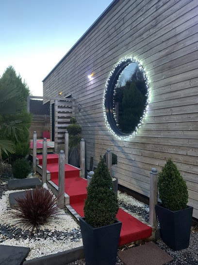 Charming Cottage OCOCOONIGHT, Gîte à Hersin-Coupigny