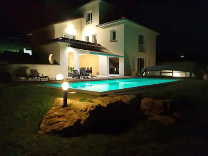 Les Hauts De Jurieux, Gîte à Sainte-Croix-en-Jarez