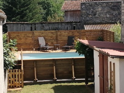 Gîte Bel Ostal. Location de vacances avec piscine dans les Hautes-Pyrénées., Gîte à Izaourt