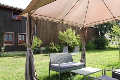 Gîte Du Petit Paysan, Gîte à Rives Dervoises