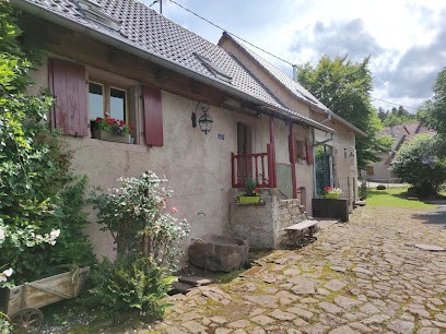Gite La Grange & Maison D'Amélie, Gîte à Sommerau