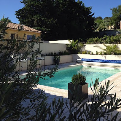 Gîte Au Fond Du Jardin, Gîte à Saint-Saturnin-lès-Avignon