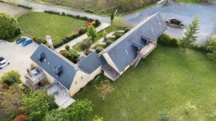 Village de gîtes LA RIVIÈRE ESPÉRANCE, Gîte à Veyrignac