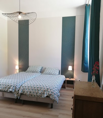 Les Roches Du Paradis, Gîte à Saint-Pierre-lès-Nemours