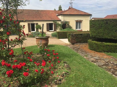 Gîte Du Café De La Gare ,Spa ,pêche En Saône, Gîte à Pontailler-sur-Saône