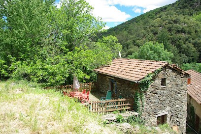 Gîtes De Roubigies, Gîte à Saint-André-de-Valborgne