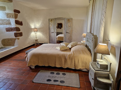 La Maison Des Moines, Gîte à Prudhomat