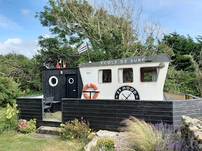 Location Tronoën - Maison & Cabine de pêcheur, Gîte à Saint-Jean-Trolimon