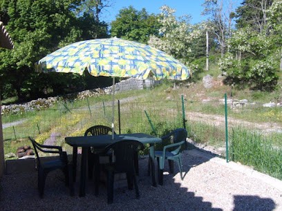 Les Deux Nids, Gîte à Caussols