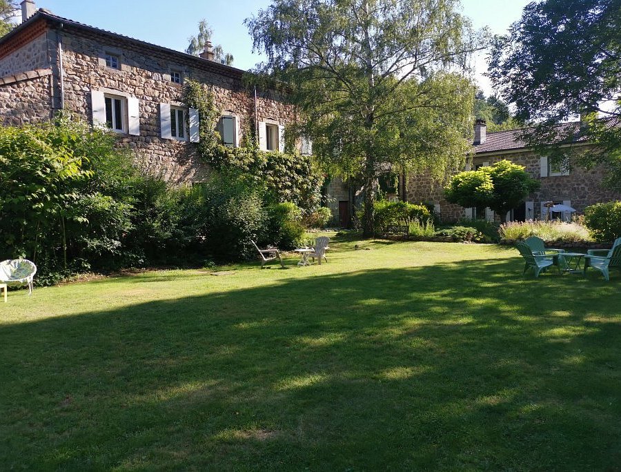 Domaine De Salomony, Gîte à Marcols-les-Eaux