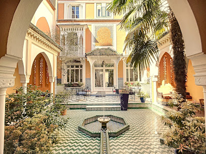 Un Riad A Vichy - Gite Centre De La France, Location Vacances À Vichy, Auvergne Gîte à Vichy