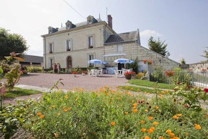 Les Roulottes de Cuzay, Gîte à Roiffé