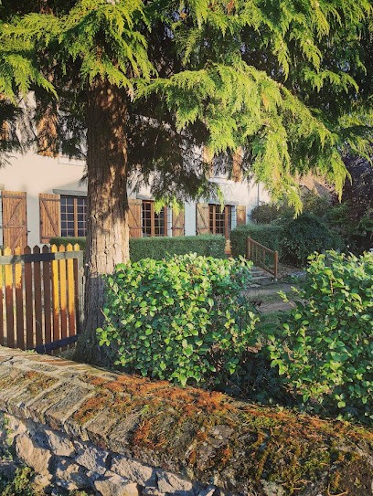 Au Prieuré d'Oizé, Gîte à Oizé