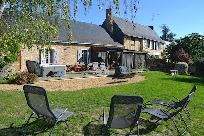 Gîte La Maison d'à côté, Gîte à Soulaire-et-Bourg