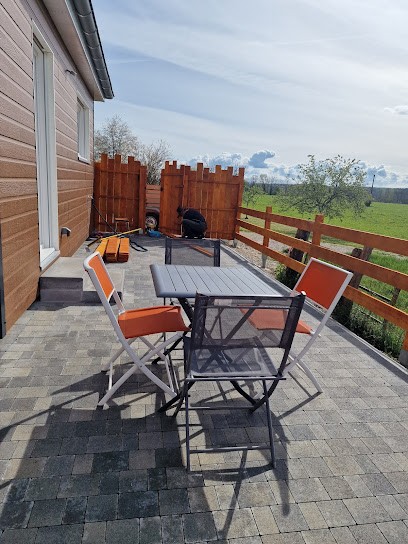 La Petite Campagne D'Ornans, Gîte à Chassagne-Saint-Denis