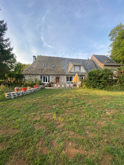 Villa Marie Marguerite, Gîte à Brommat