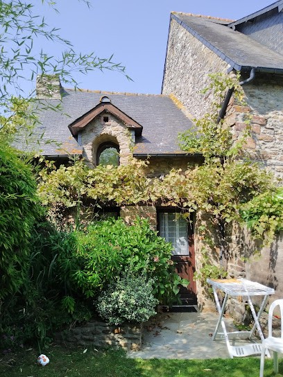 Village Mahana, Gîte à Pleurtuit