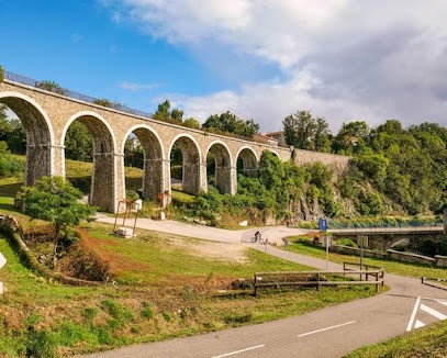 Gîte Maison d'Ardèche, Gîte à Peaugres