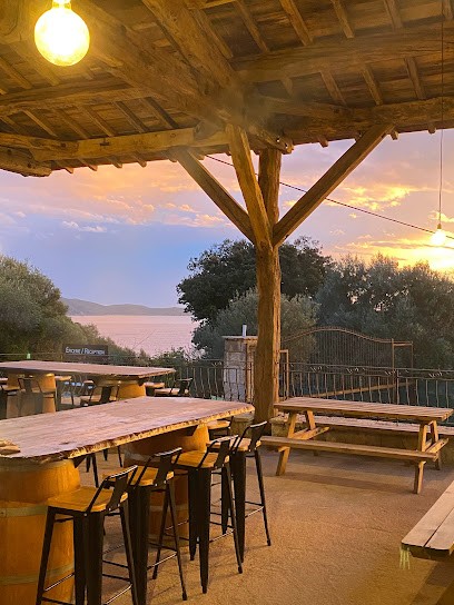 Domaine Santu-Matteu : Gîte De Caractère Avec Piscine, Au Calme Tout Confort, Proche Plage à Olmeto En Corse-du-Sud, Gîte à Olmeto