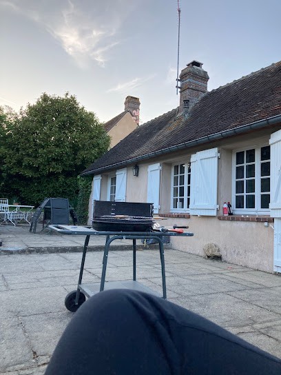 Repos dans le Perche, Gîte à Combres