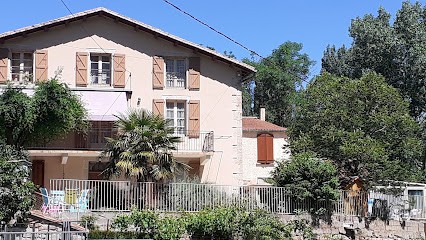 aux doux refuges de la muse, Gîte à Montjaux
