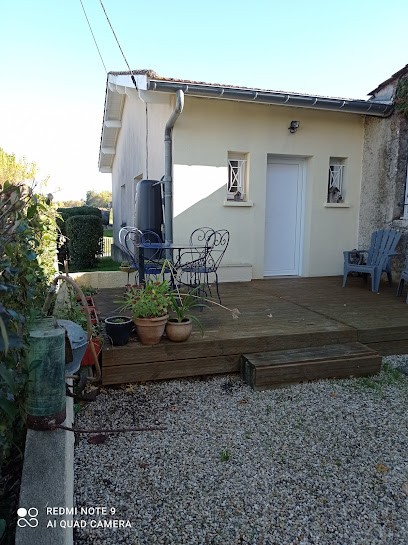 L'atelier Demoiselle / L entre coeur des deux mers/Gîtes/, Gîte à Béguey