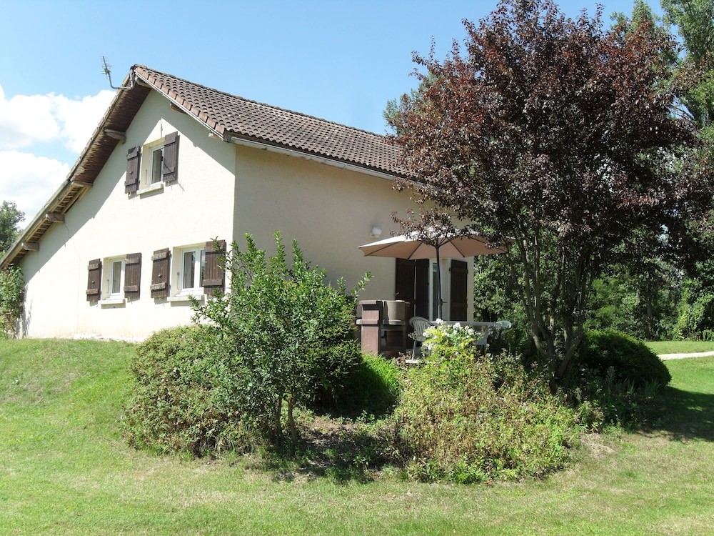 Domaine Des Escouanes, Gîte à Tauriac