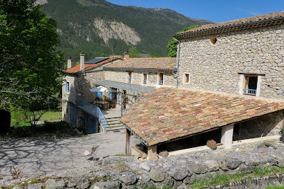 La Maison Ponetoune, Gîte à Ponet-et-Saint-Auban