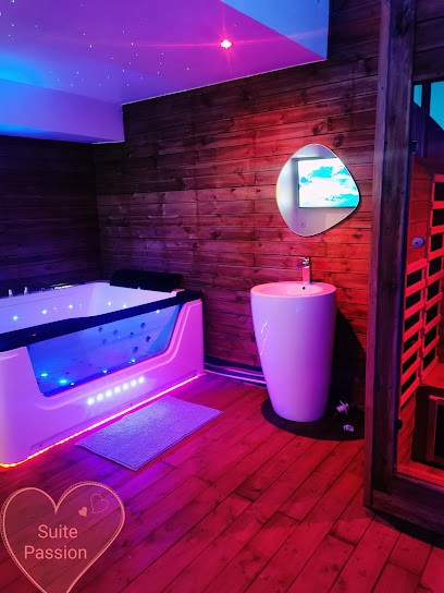 Lovely Spa, Gîte à Neuf-Mesnil