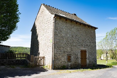 Gîtes De France 3 épis 6 Pers à La Chaze, Gîte à Pierrefiche