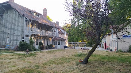 La Vintage : Près De Giverny Gîte Avec Piscine, Gîte à La Villeneuve-en-Chevrie