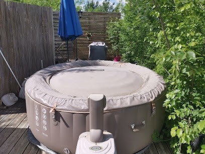 Bulle insolite Nébuleuse à Puycornet (82), Gîte à Puycornet