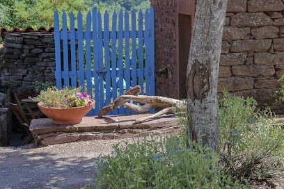 Le Penty : Un Écrin douillet pour 2 au Cœur des Grands Causses, 15 mn de Saint Affrique, en Aveyron, animaux acceptés, Gîte à Calmels-et-le-Viala