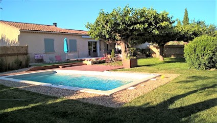 La Villa Fonfon - Gîtes De France, Gîte à Maillane