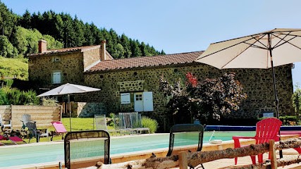 Les Gîtes De Chirol : Gîtes Et Lodge Tout Confort, Au Calme Avec Piscine, Sauna, Séminaire Et évènement En Ardèche, Gîte à Vanosc