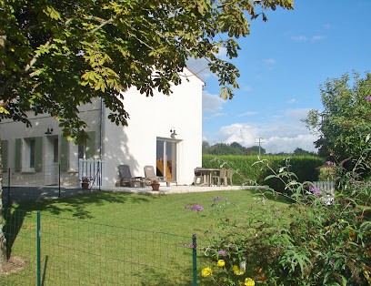 Gîtes Le Logis De Chézac, Gîte à Meursac