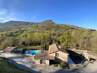 Les Gîtes du Moulin de Lagharde 4 Étoiles : Location gîtes piscine chauffée, au cœur de l'Ardèche, Privas et Montélimar, Gîte à Rochessauve