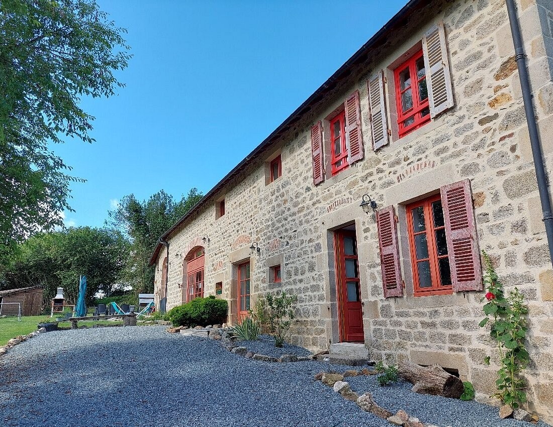 AUVERG'NATURE, Gîte à Espinasse