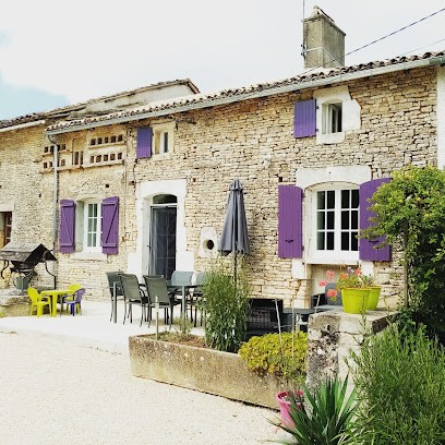 Les Gites de la Roche Élie, Gîte à Rom