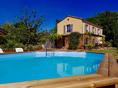 Gîte Les Zygotes : Gîte Avec Piscine, Jardin Clos Et Animaux Acceptés, Dans La Vallée De La Vézère, Dordogne, Périgord Noir Gîte à Plazac