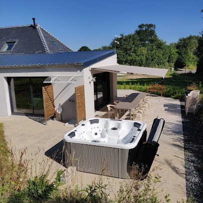 Gîte Les Cinq Rues - Location Hébergement Maison Vacances PMR Jacuzzi Piscine Au Calme Groupe MANCHE, Gîte à Vesly