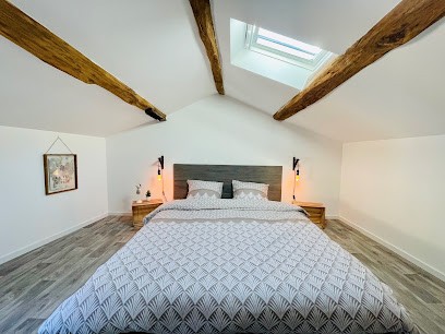 La Carrée des Amis - Gîte de groupe proche Futuroscope, Gîte à Lusignan